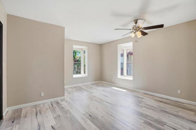 1391 Monument Boulevard 10, Concord, CA 94520