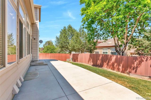 6096 S Shawnee Street, Aurora, CO 80015