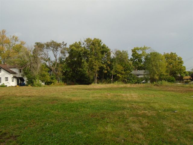 912 W North Street, Kalamazoo, MI 49007