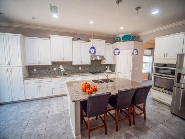 12831 COLONNADE CIRCLE, Clermont, FL 34711