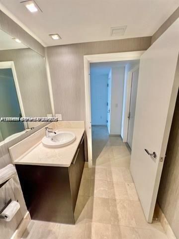 17121 Collins Ave 1003, Sunny Isles Beach, FL 33160
