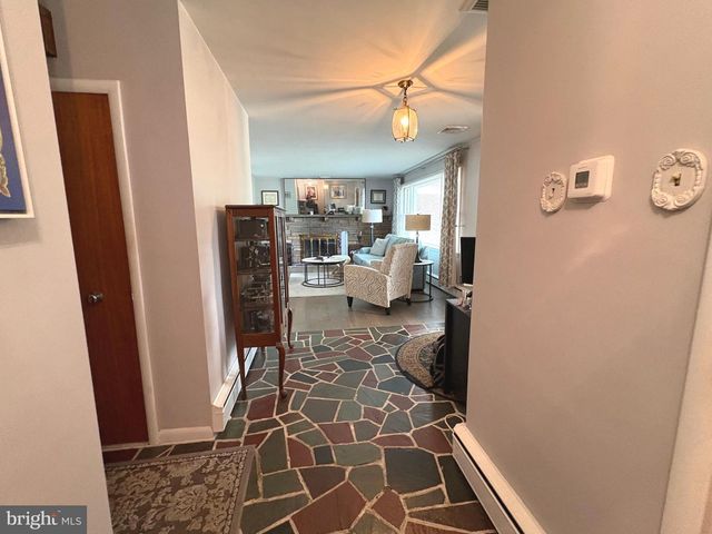 323 W FRANKLIN AVE, Collingswood, NJ 08107