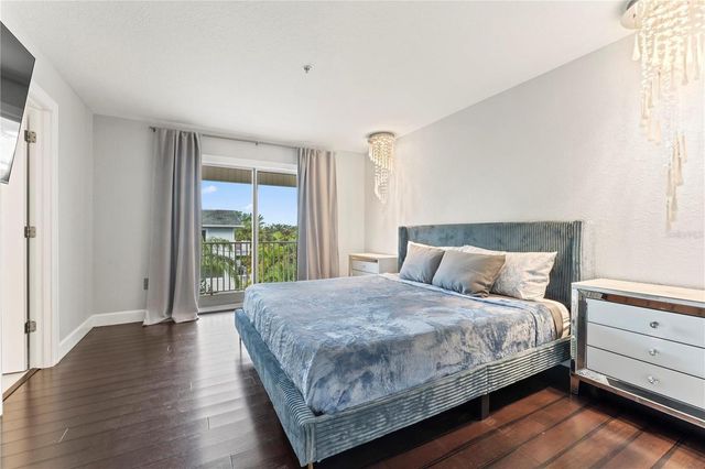 512 1ST STREET 108, Indian Rocks Beach, FL 33785