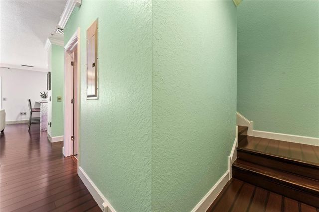 512 1ST STREET 108, Indian Rocks Beach, FL 33785