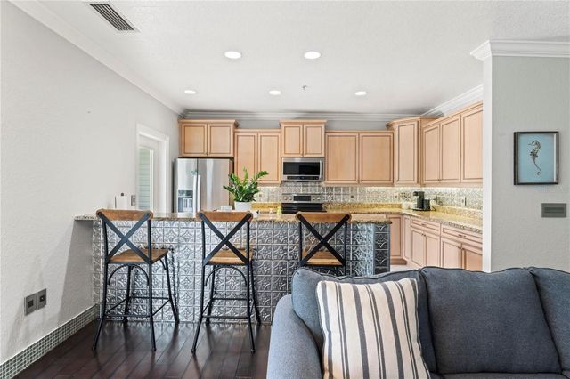 512 1ST STREET 108, Indian Rocks Beach, FL 33785