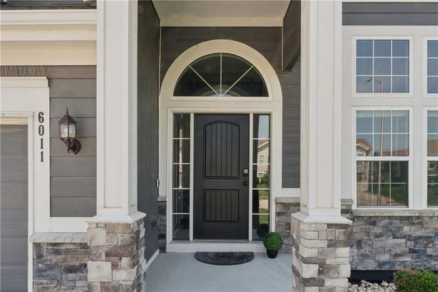 6011 NE 119th Terrace, Kansas City, MO 64156