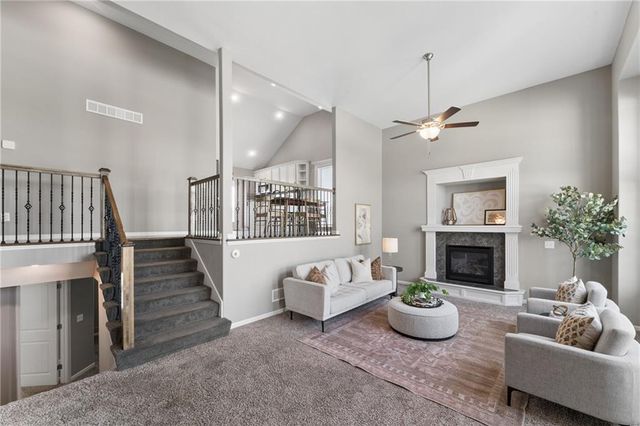 6011 NE 119th Terrace, Kansas City, MO 64156