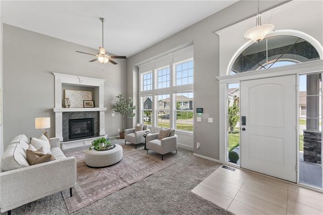 6011 NE 119th Terrace, Kansas City, MO 64156