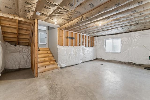 6011 NE 119th Terrace, Kansas City, MO 64156