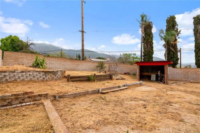 1636 Devore, San Bernardino, CA 92407