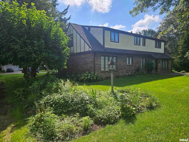 909 S SPRING Street, Geneseo, IL 61254