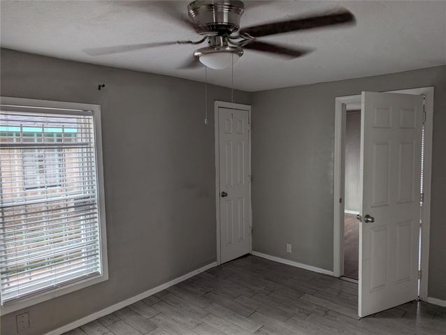 3203 Eastex Fwy, Houston, TX 77026