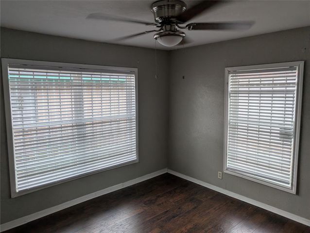 3203 Eastex Fwy, Houston, TX 77026