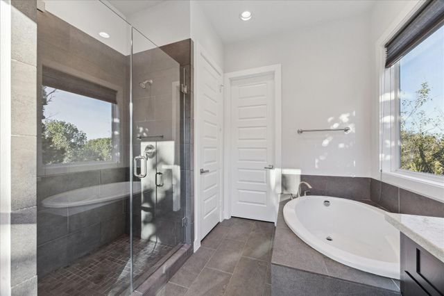 1902 Lizards Lane, Houston, TX 77043