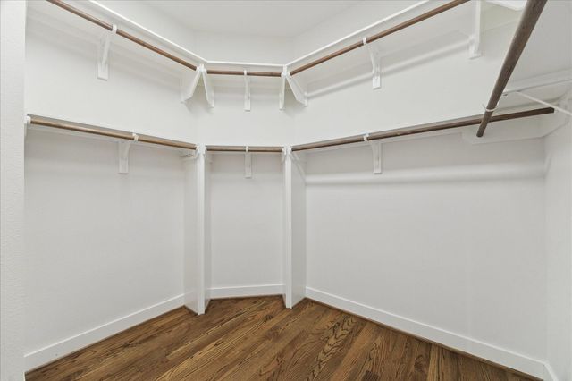 1902 Lizards Lane, Houston, TX 77043