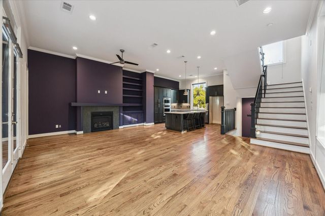 1902 Lizards Lane, Houston, TX 77043