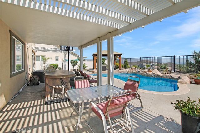 13122 Capricornio, Riverside, CA 92503