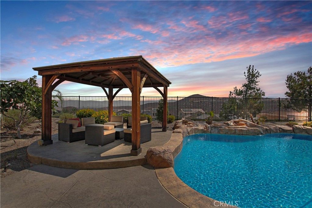13122 Capricornio, Riverside, CA 92503
