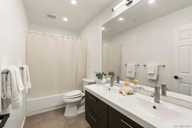 243 S Sierra Ave, Solana Beach, CA 92075
