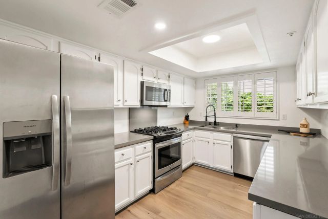 243 S Sierra Ave, Solana Beach, CA 92075