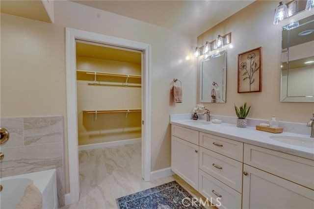 111 Greve Place, Pismo Beach, CA 93449