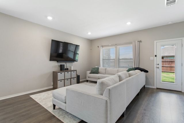 15111 Athena Drive, Dallas, TX 75253