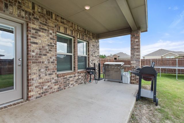 15111 Athena Drive, Dallas, TX 75253
