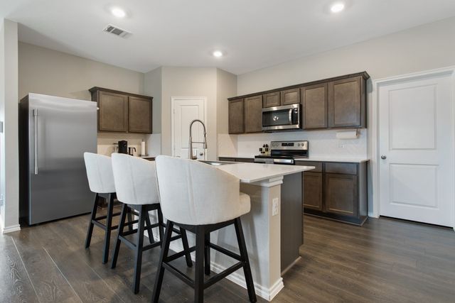 15111 Athena Drive, Dallas, TX 75253