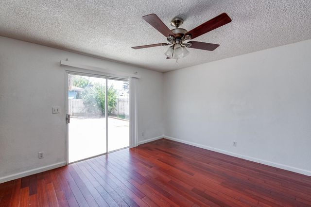 3340 N Dante Avenue, Fresno, CA 93722