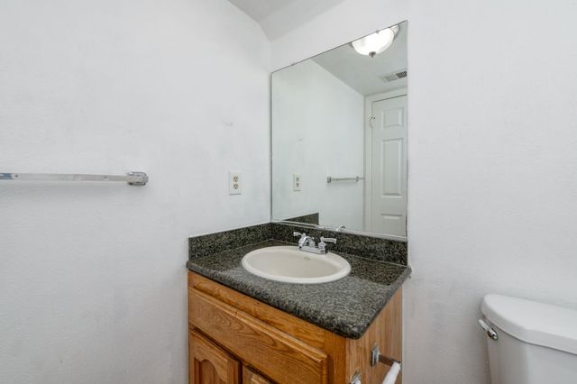 3340 N Dante Avenue, Fresno, CA 93722