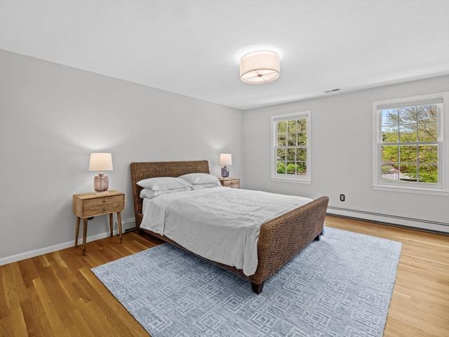 9 Catie Dr, Westborough, MA 01581