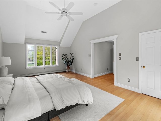 9 Catie Dr, Westborough, MA 01581