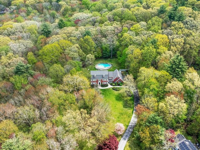 9 Catie Dr, Westborough, MA 01581