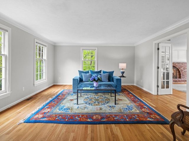 9 Catie Dr, Westborough, MA 01581