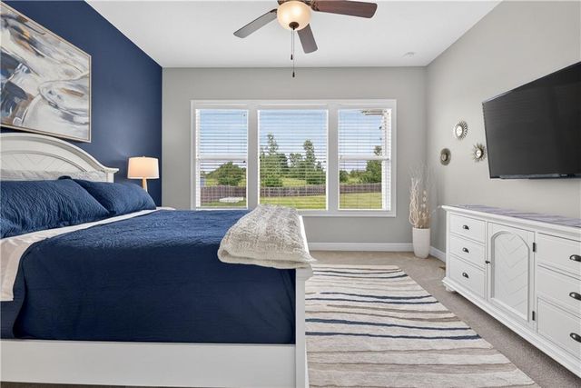 1540 SW Cornwall Road, Raymore, MO 64083