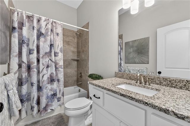 1540 SW Cornwall Road, Raymore, MO 64083