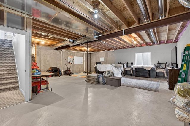 1540 SW Cornwall Road, Raymore, MO 64083
