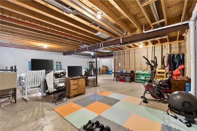 1540 SW Cornwall Road, Raymore, MO 64083