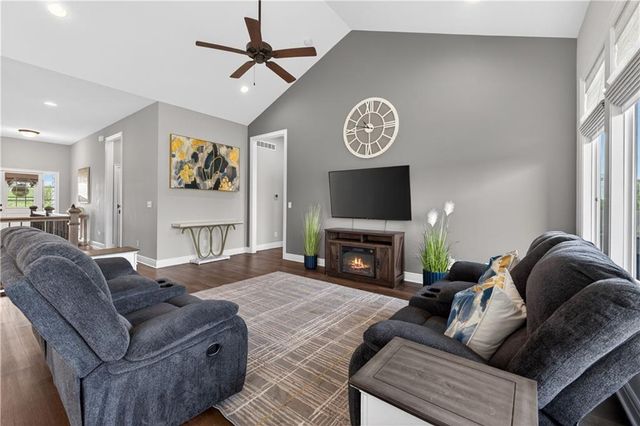 1540 SW Cornwall Road, Raymore, MO 64083