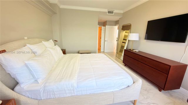 888 Brickell Key Drive 508, Miami, FL 33131