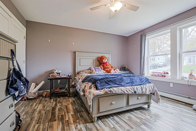 18 Gilman Street, Laconia, NH 03246