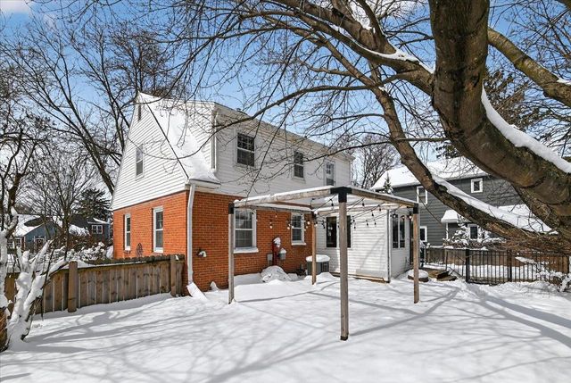 321 S Owen Drive, Madison, WI 53705