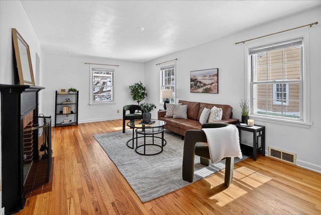 321 S Owen Drive, Madison, WI 53705