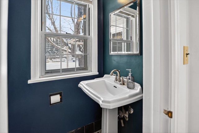 321 S Owen Drive, Madison, WI 53705