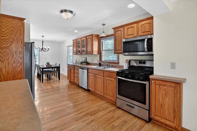 321 S Owen Drive, Madison, WI 53705