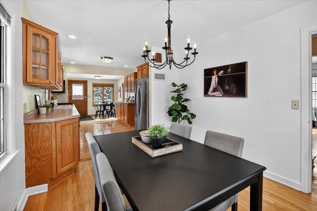 321 S Owen Drive, Madison, WI 53705