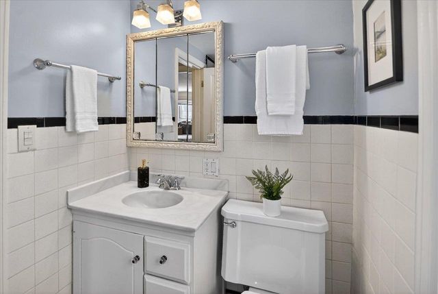 321 S Owen Drive, Madison, WI 53705