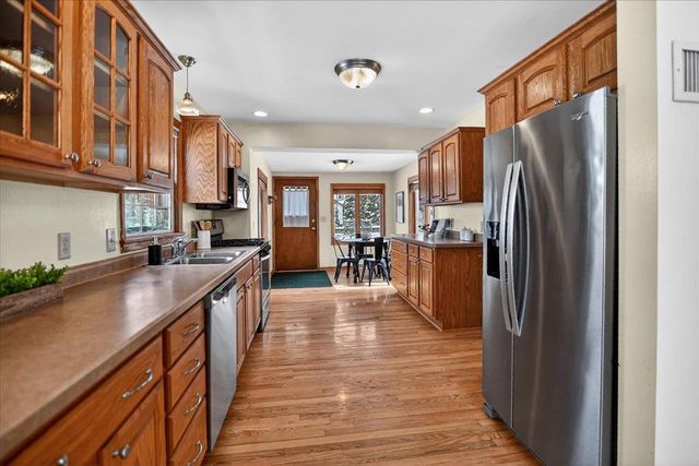 321 S Owen Drive, Madison, WI 53705