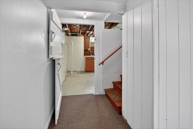 321 S Owen Drive, Madison, WI 53705