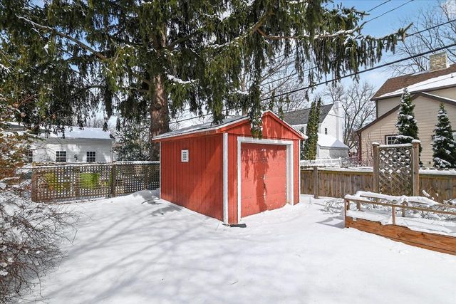 321 S Owen Drive, Madison, WI 53705